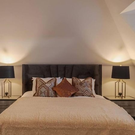 דירות ווינדזור Luxury Penthouse - Castle Views - 2 Bed & Parking מראה חיצוני תמונה
