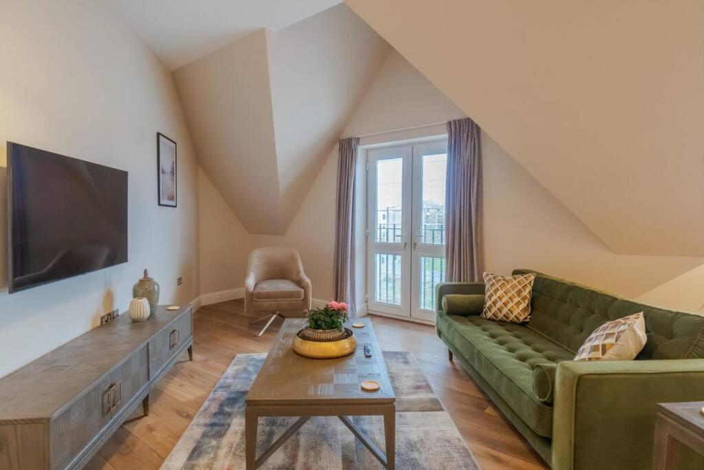 דירות ווינדזור Luxury Penthouse - Castle Views - 2 Bed & Parking מראה חיצוני תמונה