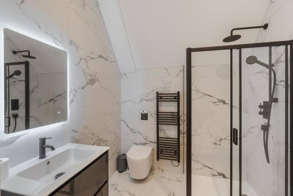 דירות ווינדזור Luxury Penthouse - Castle Views - 2 Bed & Parking מראה חיצוני תמונה